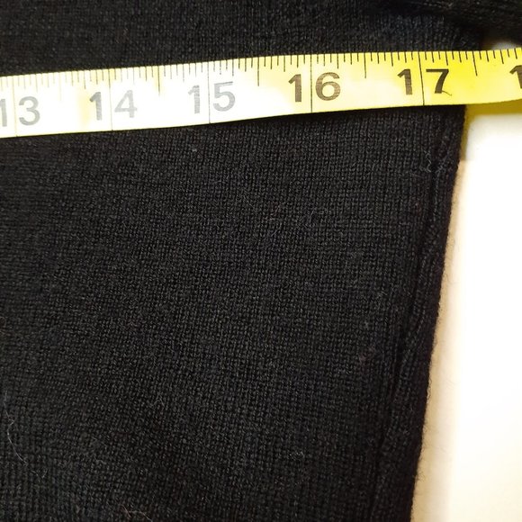 Mercer and Madison Black Merino Wool, Cardigan sweater. Size PM - Picture 4 of 5